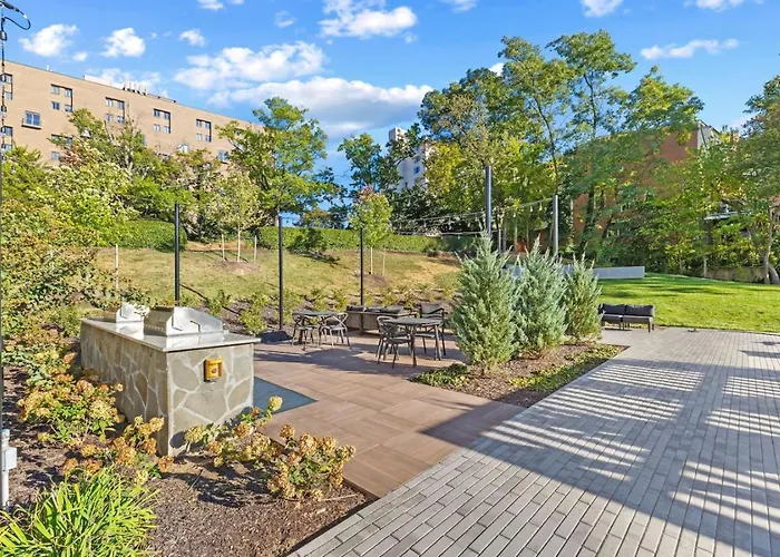 The Chelsea - King 1Br In Rosslyn With Queen Sleeper, Free Parking & Metro Access