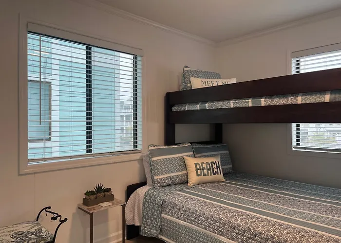 Isle Be Back - Oceanfront Ocean Isle
