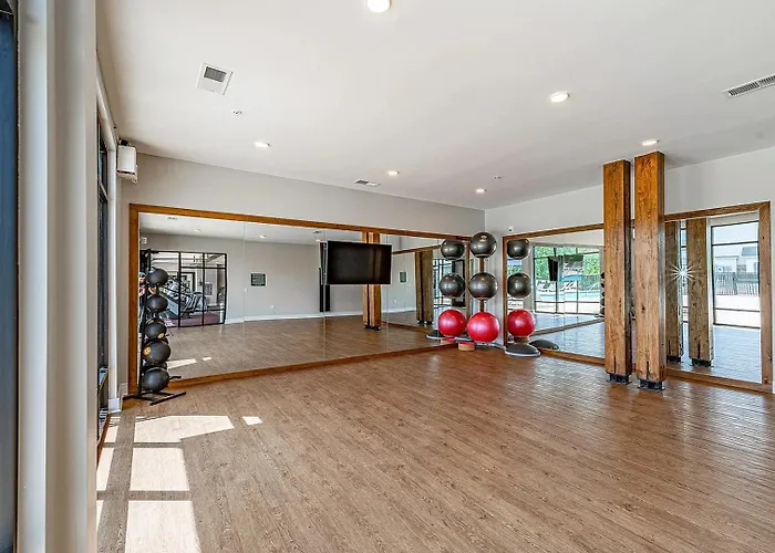 Landing Beautiful 1Bd Gym Clubhouse