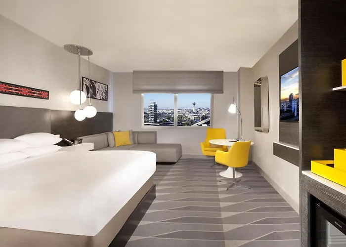 Hyatt Regency Los Angeles International Airport