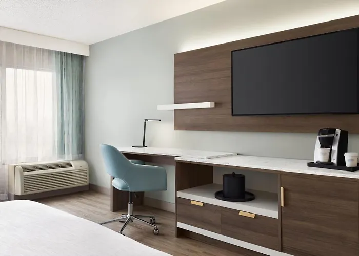 Garner Hotel Totowa By Ihg