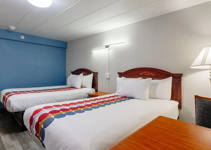 Attleboro Motor Inn