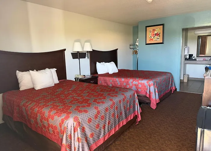 The Magnolia Hotel Searcy
