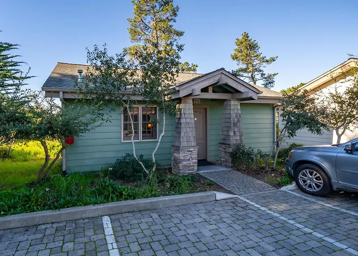 Cambria Pines Lodge