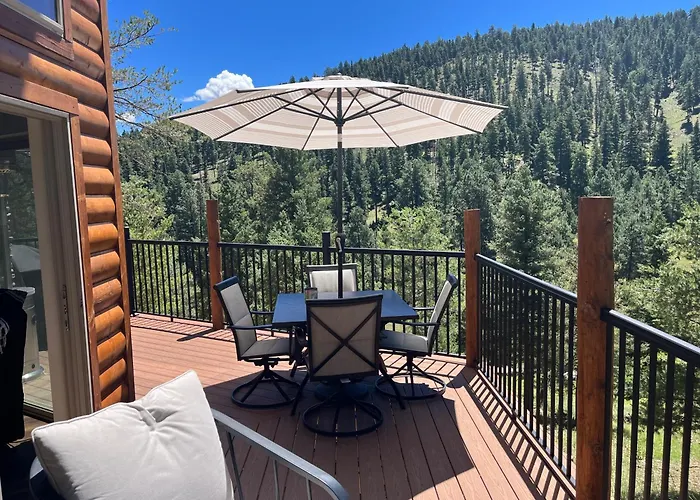 Quiet Cabin In The Sacramentos