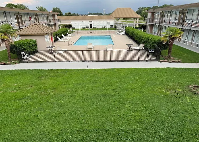 Days Inn By Wyndham Goldsboro