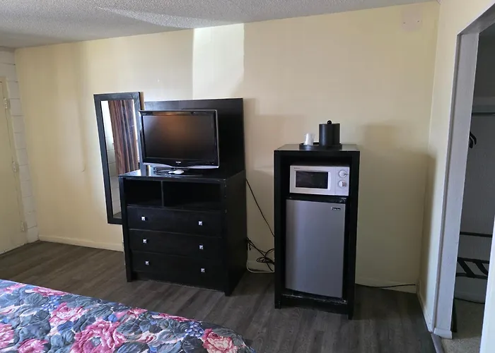 Economy Inn