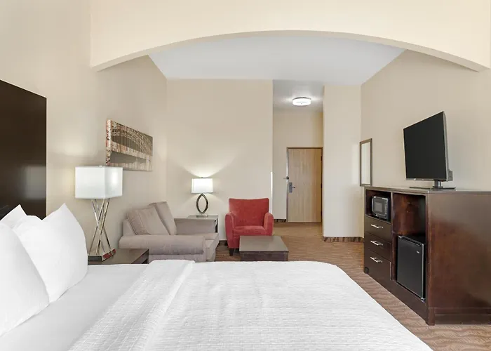 Best Western Plus Capital Inn