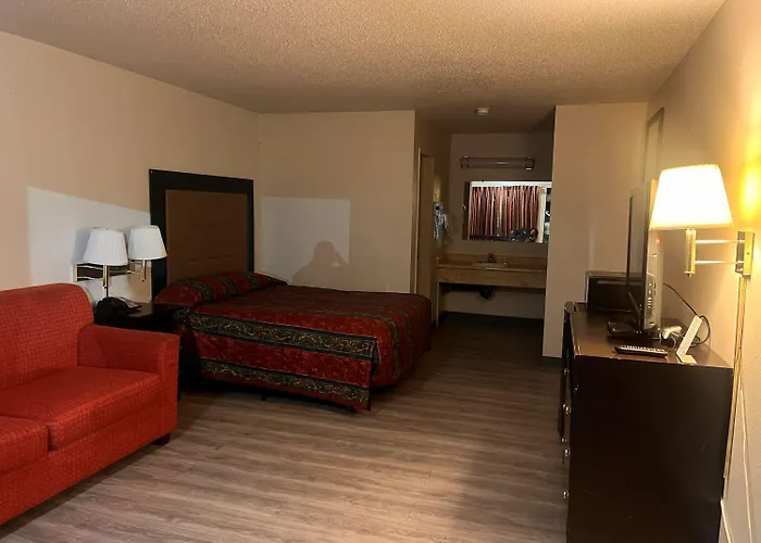 Western Inn Lakewood