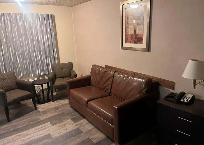 Western Inn Lakewood