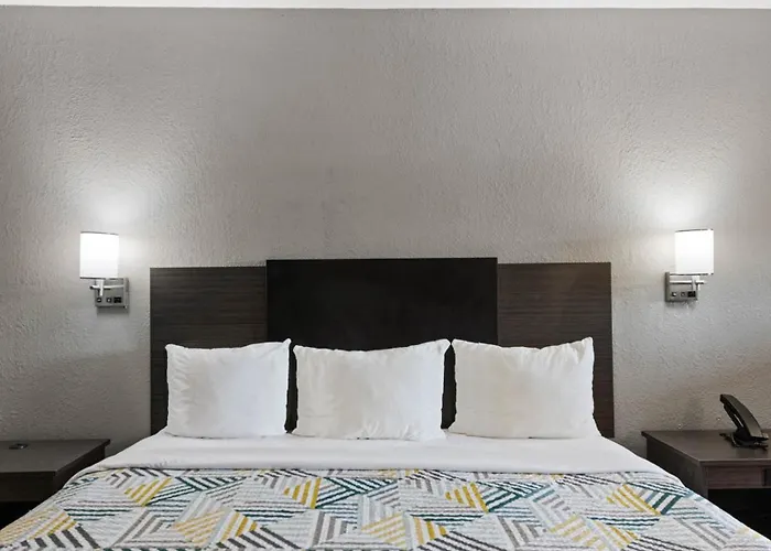 Motel 6 Prattville Al