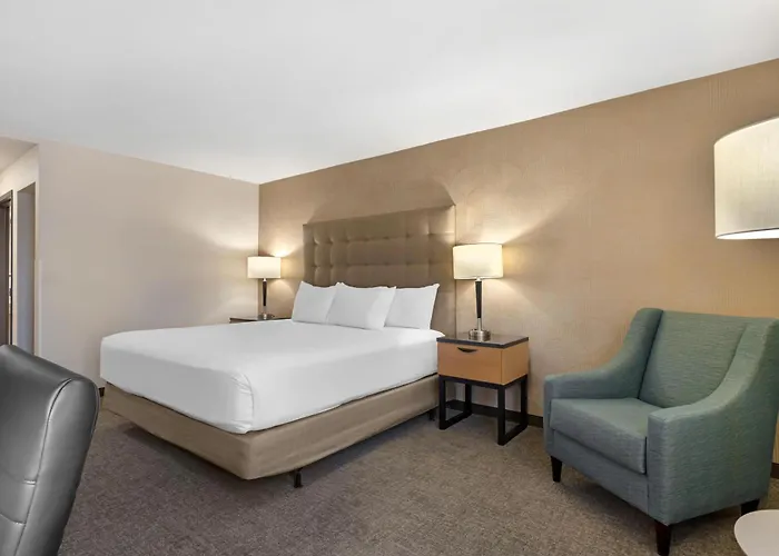 Drury Inn & Suites Joplin