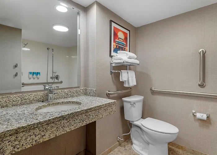 Drury Inn & Suites Joplin