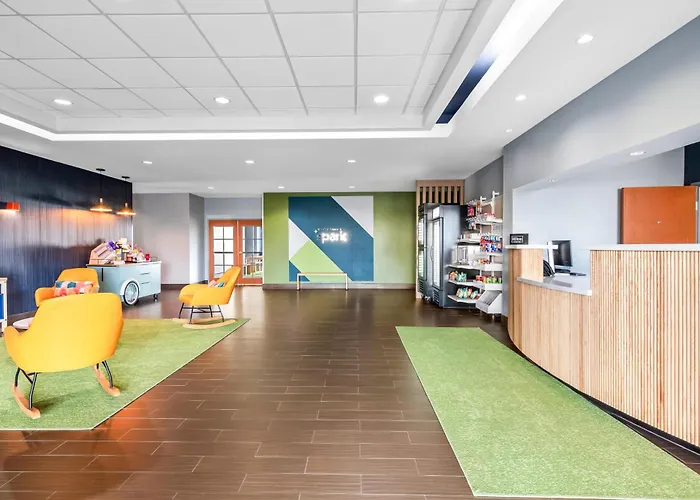 Spark By Hilton Shawnee