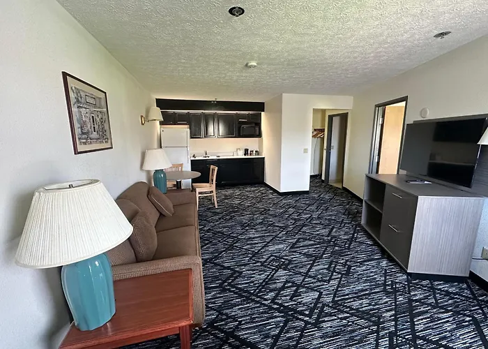 Ramada By Wyndham Strasburg Dover