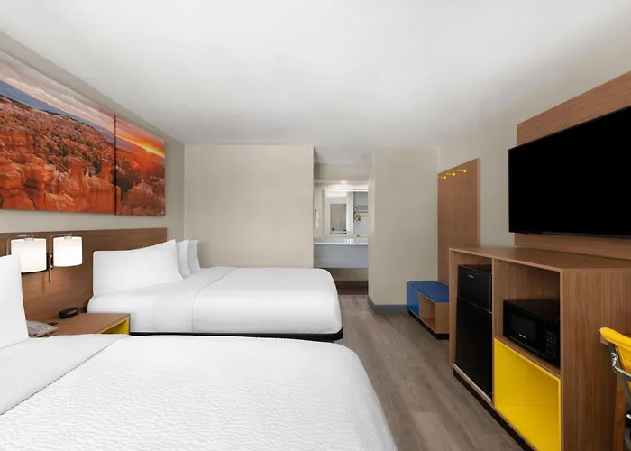 Days Inn By Wyndham Safford, Az