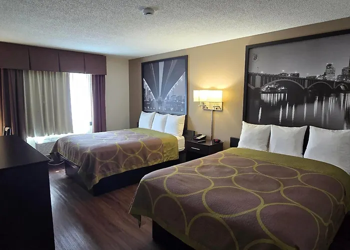 Super 8 By Wyndham Rogers Minnesota