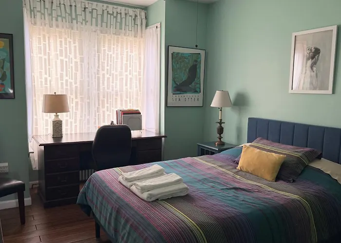 Private Rooms, Shared Bath In A Private Home Minutes From Logan Airport