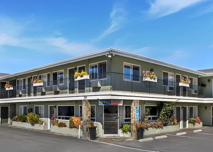 Best Western Tradewinds