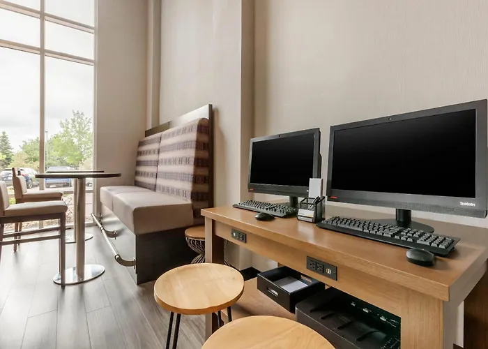 Cambria Hotel Denver International Airport