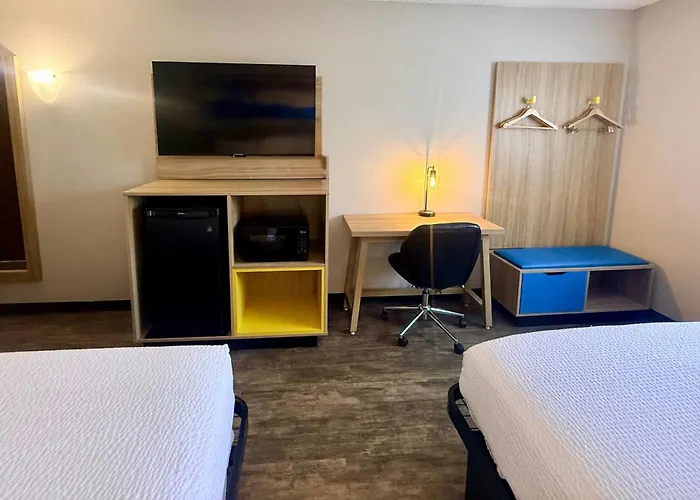 Days Inn By Wyndham Jacksonville Orange Park Near Nas Jax