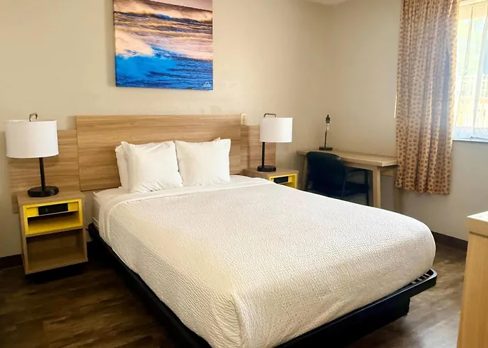 Days Inn By Wyndham Jacksonville Orange Park Near Nas Jax
