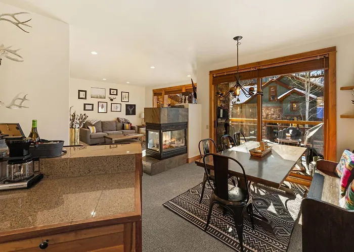 Terraces 405A ~ Meadow View