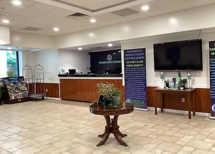 Ramada By Wyndham Butler/Tesla Biohealing Resort 