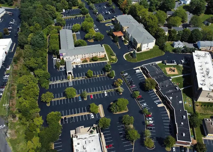 Comfort Suites State College Near Penn State - Steps Away From Psu!
