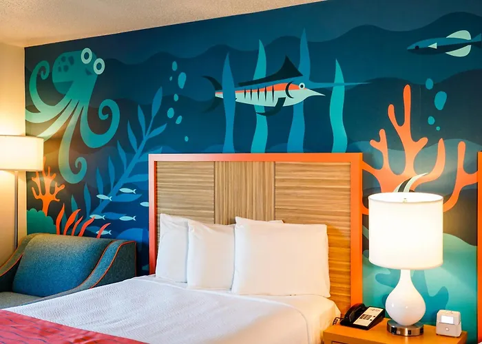 Castaway Bay By Cedar Point Resorts