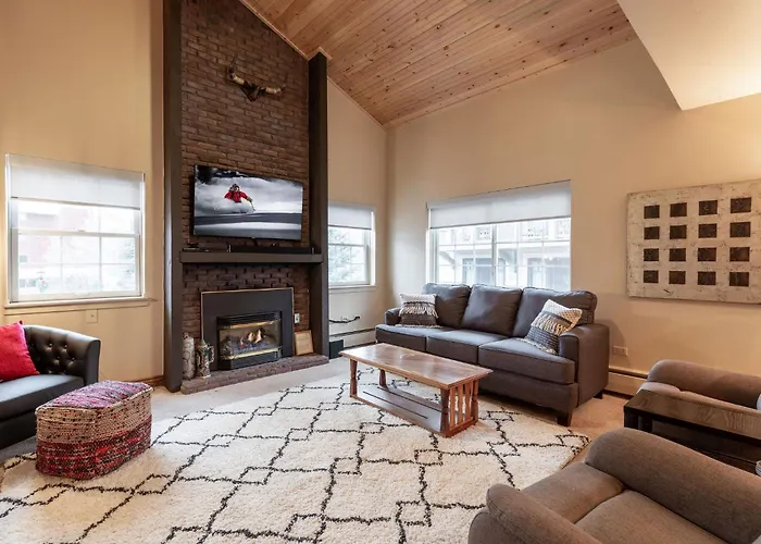 9 Vail Road Vail Village 2 To 4 Bedrooms By Vail Realty