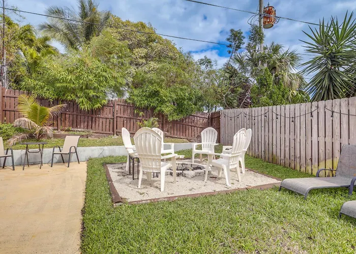 4 Mi To Jensen Beach Park: Family Home W/ Pool!