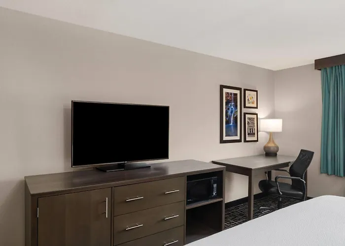La Quinta By Wyndham Fayetteville