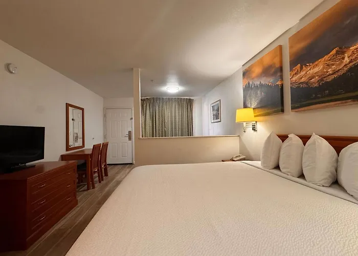 Days Inn By Wyndham Bishop