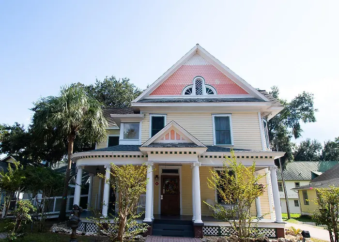 Sweetwater Branch Inn