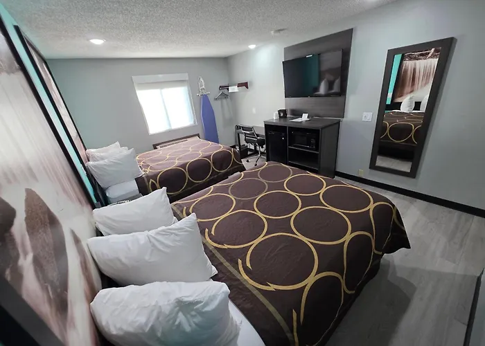 Super 8 By Wyndham Emporia