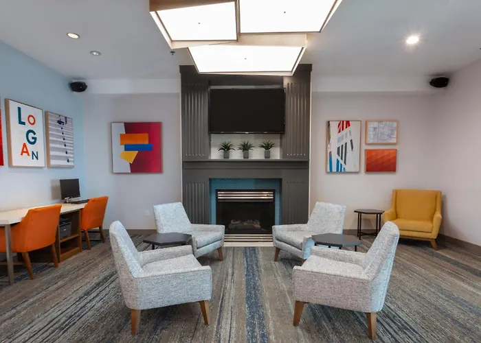 Holiday Inn Express & Suites Logan By Ihg