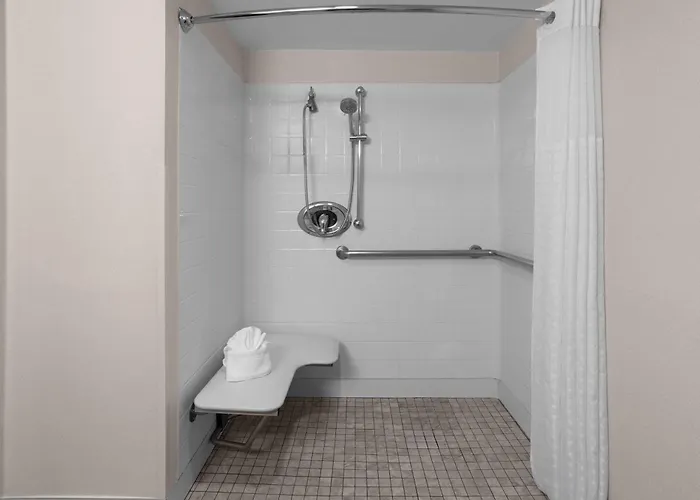 Days Hotel By Wyndham Toms River Jersey Shore