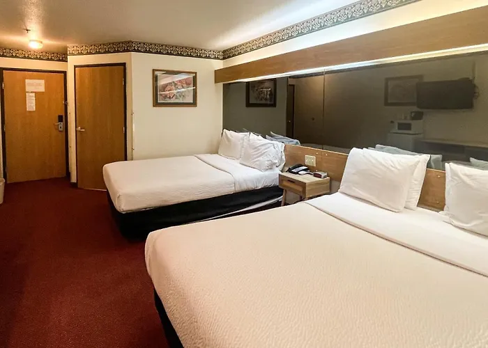 Motel 6 Brush, Co