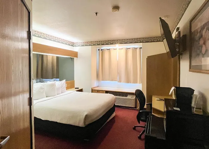 Motel 6 Brush, Co