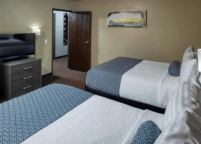 Hotel J Green Bay