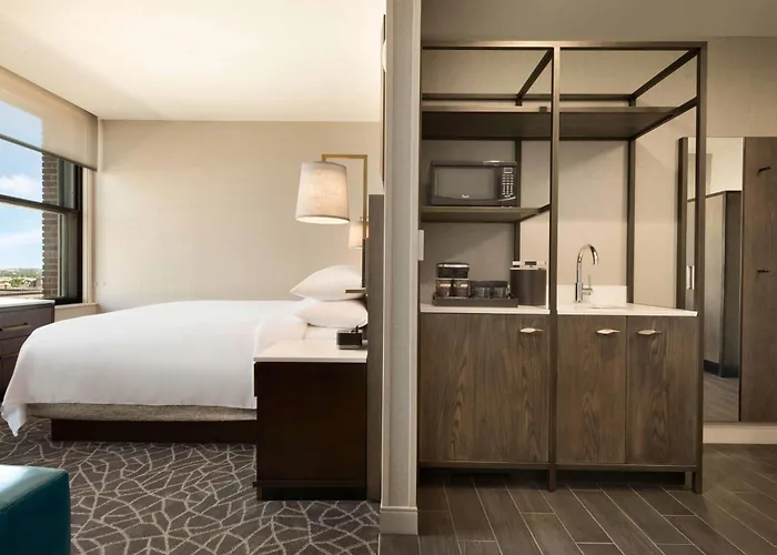 Embassy Suites By Hilton Minneapolis Downtown Hotel