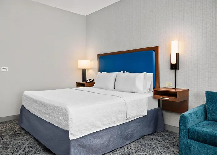 Hampton Inn Chicago North-Loyola Station, Il
