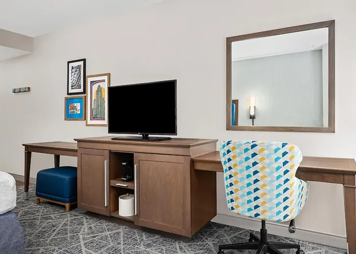 Hampton Inn Chicago North-Loyola Station, Il