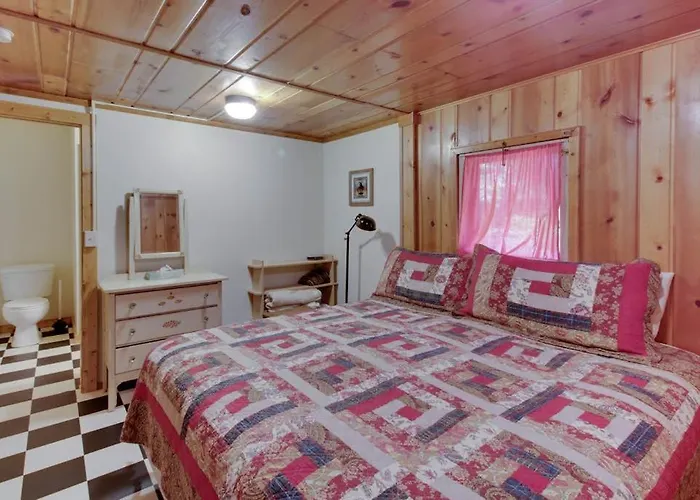 Beth'S Lakeside Cabin