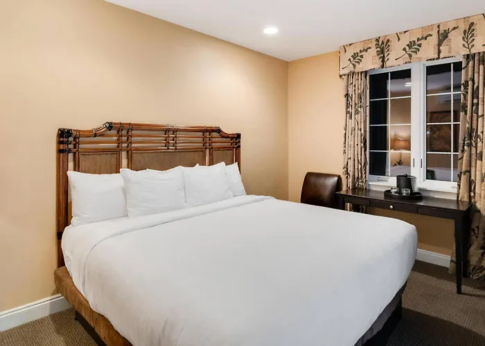 The Port Inn - Port St Joe, An Ascend Collection Hotel