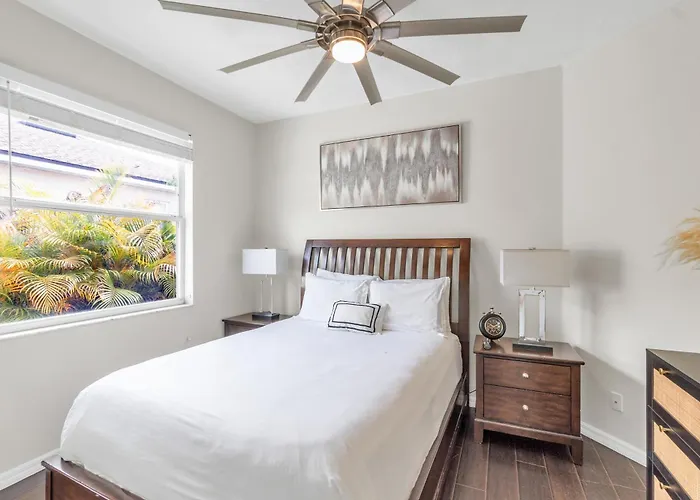 Paradise Heated Pool Home Near Img And Siesta Key Beach
