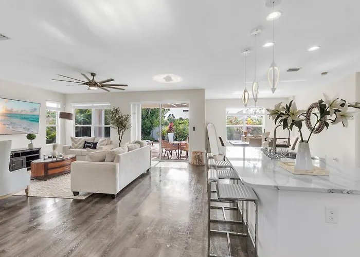 Paradise Heated Pool Home Near Img And Siesta Key Beach