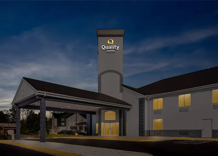 Quality Suites Waldorf