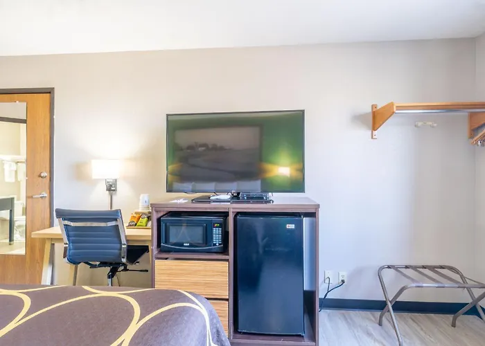 Super 8 By Wyndham Sioux City South